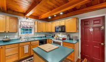 86 Avery Hill Rd, Alton, NH 03810