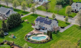 5 Denise Dr, Allentown, NJ 08501
