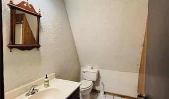 151 E 22nd St, Baxter Springs, KS 66713
