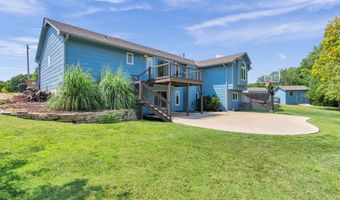 4566 Westlake Ct, Bel Aire, KS 67220
