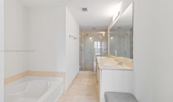 3340 NE 190th St 405, Aventura, FL 33180