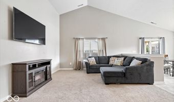 892 Coralberry Ln, Greenwood, IN 46143