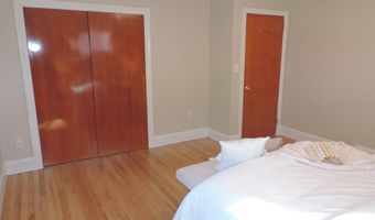 304 S PARKE St, Aberdeen, MD 21001