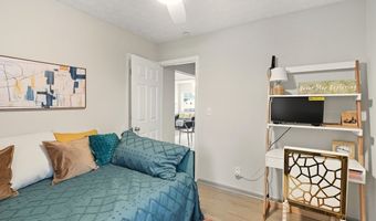 985 Peerless Ave, Akron, OH 44320