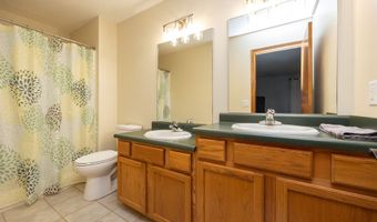 2610 NW 17th St, Ankeny, IA 50023