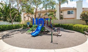 4610 Los Alamos Way C, Oceanside, CA 92057