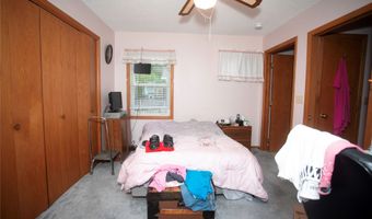 4020 Douglas Ave, Des Moines, IA 50310