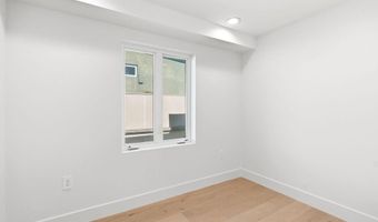 214 S Pacific St, Oceanside, CA 92054