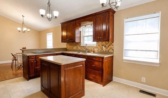 725 Oak Grove Rd, Benton, TN 37307