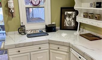 913 Sheridan Ave, Cody, WY 82414