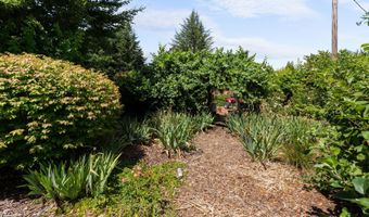 21150 NE BOONES FERRY Rd, Aurora, OR 97002