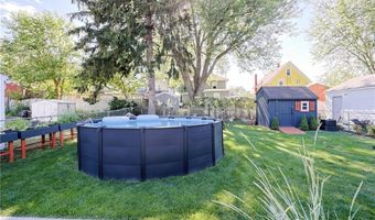 33 Providence Ave, East Providence, RI 02915