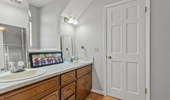 217 Collier Dr, Albertville, AL 35951