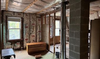 138 Spring Rd, Augusta, ME 04330