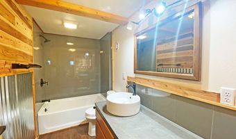 1005 W Brown St, Alpine, TX 79830