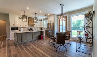 300 CHARLESTON, Adamsville, TN 38310