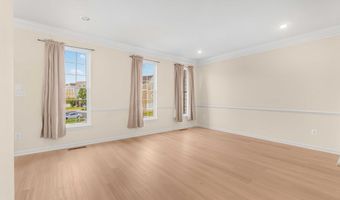 43729 STOKE CHAPEL Ter, Ashburn, VA 20148