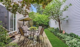 3 SUNNYDALE Ct, Bayville, NJ 08721