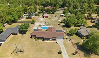 122 Forest Dr, Aberdeen, NC 28315