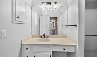 2423 Chapel Hl, Bartlesville, OK 74006