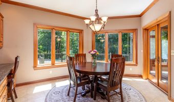 4882 Copperstone Dr, Ames, IA 50010