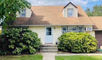 19 Anderson St, Bethpage, NY 11714