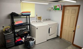 326 Park Ave, Appalachia, VA 24216