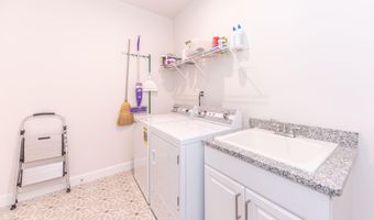 3341 Roseford Blvd, Ann Arbor, MI 48105