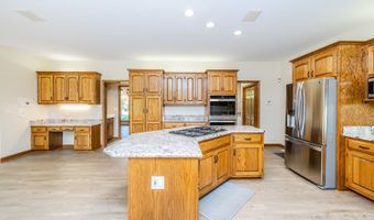 771 E Hickory Ave, Addison, IL 60101