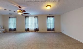 1520 Hash Ridge Rd, Barboursville, WV 25504
