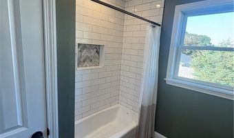 16 George St, Warwick, RI 02888