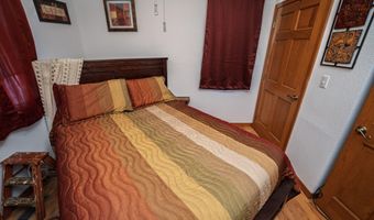24352 State Highway Ee, Aurora, MO 65605