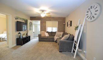 321 SW 8th Ave, Aberdeen, SD 57401