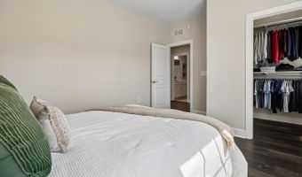 6685 JESSAMINE Ct, Annandale, VA 22003