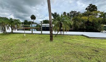 55744 HOLIDAY Cir, Astor, FL 32102