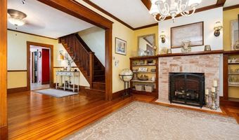 113 Beckwith St, Cranston, RI 02910