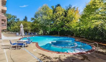2111 WISCONSIN Ave NW 404, Washington, DC 20007