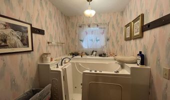 302 Brookwood Rd, Atmore, AL 36502