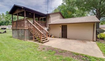 5204 Pin Oak Dr, Alton, IL 62002