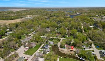 39457 N Forest Ave, Antioch, IL 60002