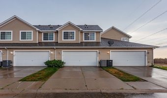 2840 Ashland Ct, Altoona, IA 50009