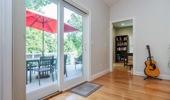 1 Hampton Rd 27, Coventry, RI 02816