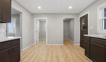 949 E 6th St, Ashtabula, OH 44004