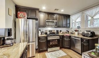 15 Ronan St 3, Boston, MA 02125