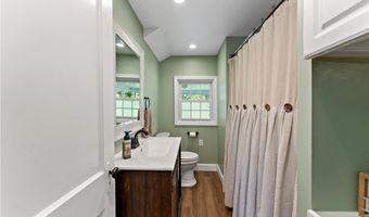 122 Strawberry Aly, Aliquippa, PA 15001