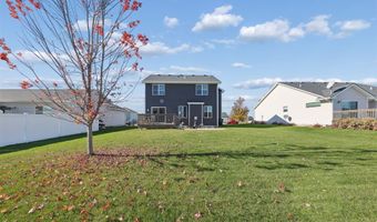 2301 NW Beechwood St, Ankeny, IA 50023