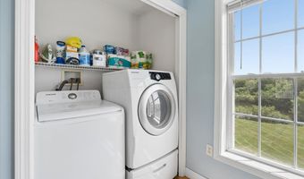 14 Abbey Rd, Brentwood, NH 03833