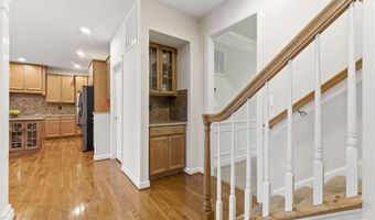 41992 HOLDER HILL Ct, Aldie, VA 20105