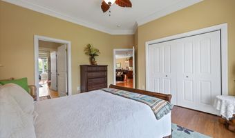 354 Shields Crossing Dr, Bean Station, TN 37708