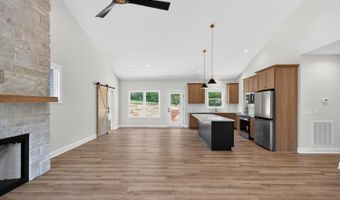 9041 Stonewall Rd, Appomattox, VA 24522